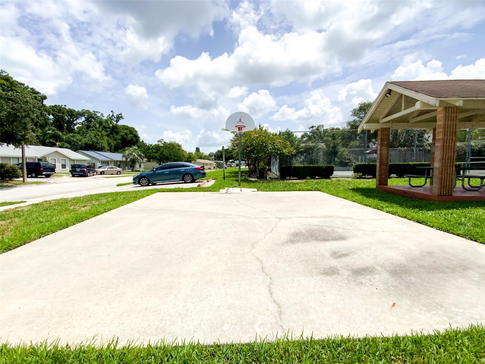 THE GLEN AT RIVER RIDGE - Residential