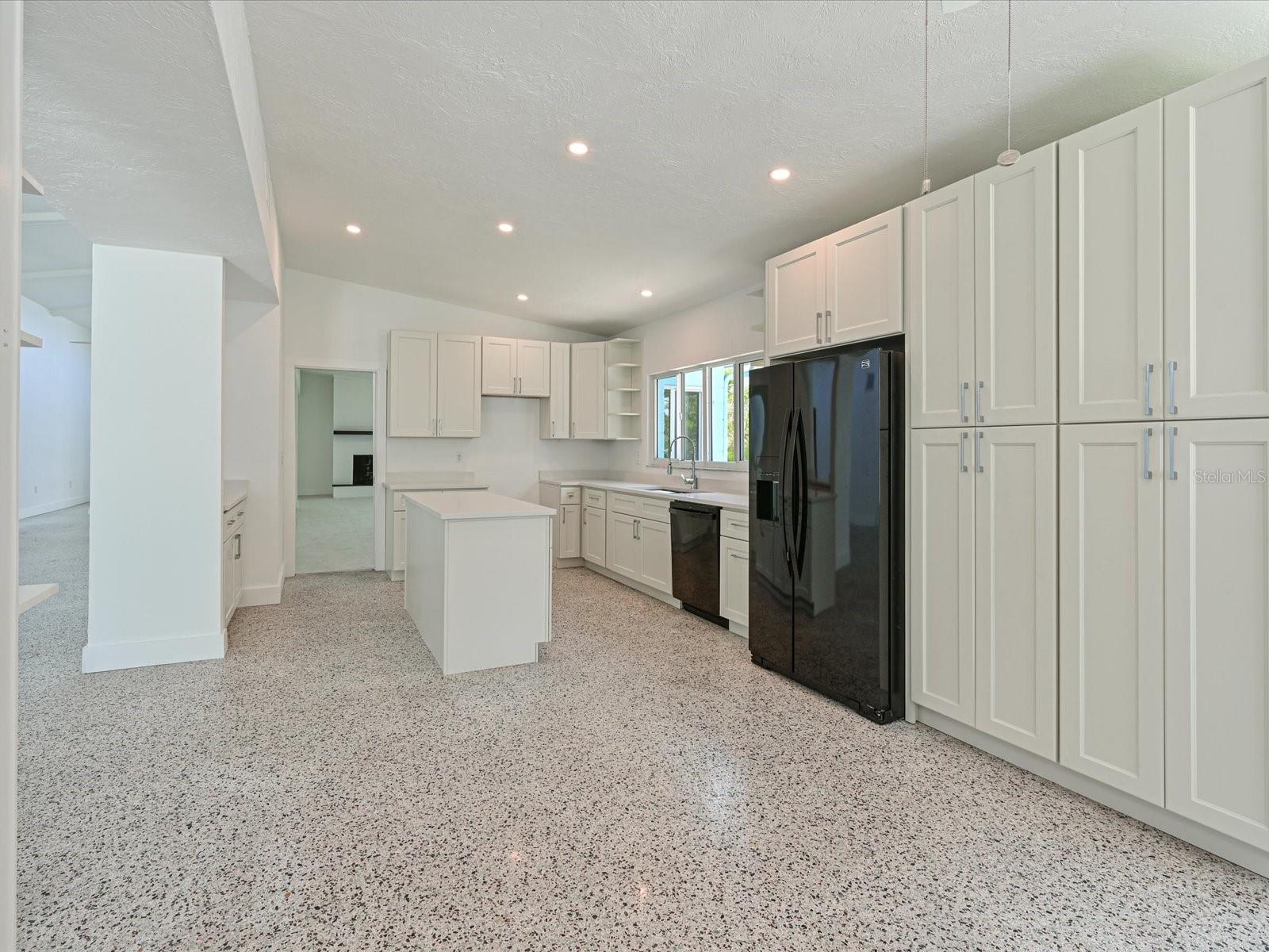 LONGBOAT KEY - Residential