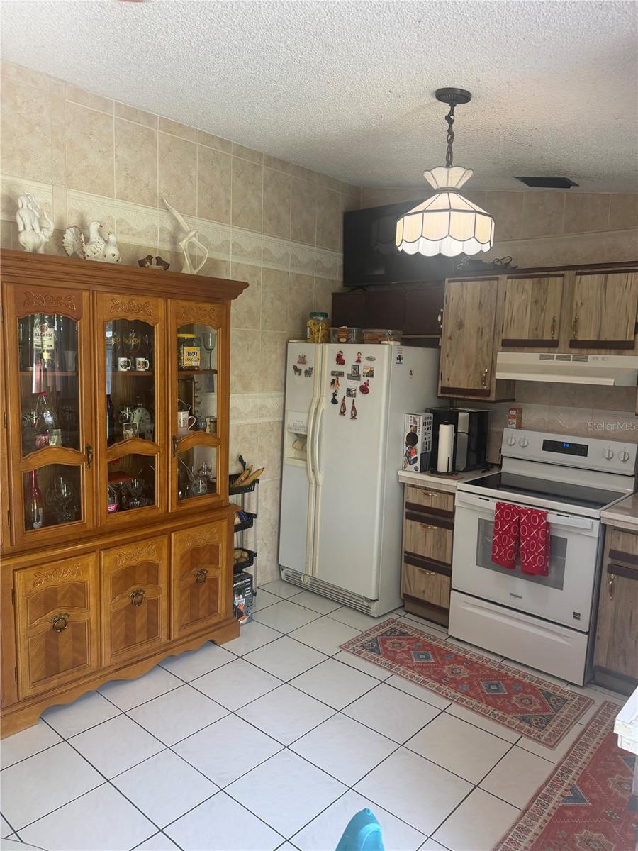 COUNTERPOINT ESTATES 10 - Residential