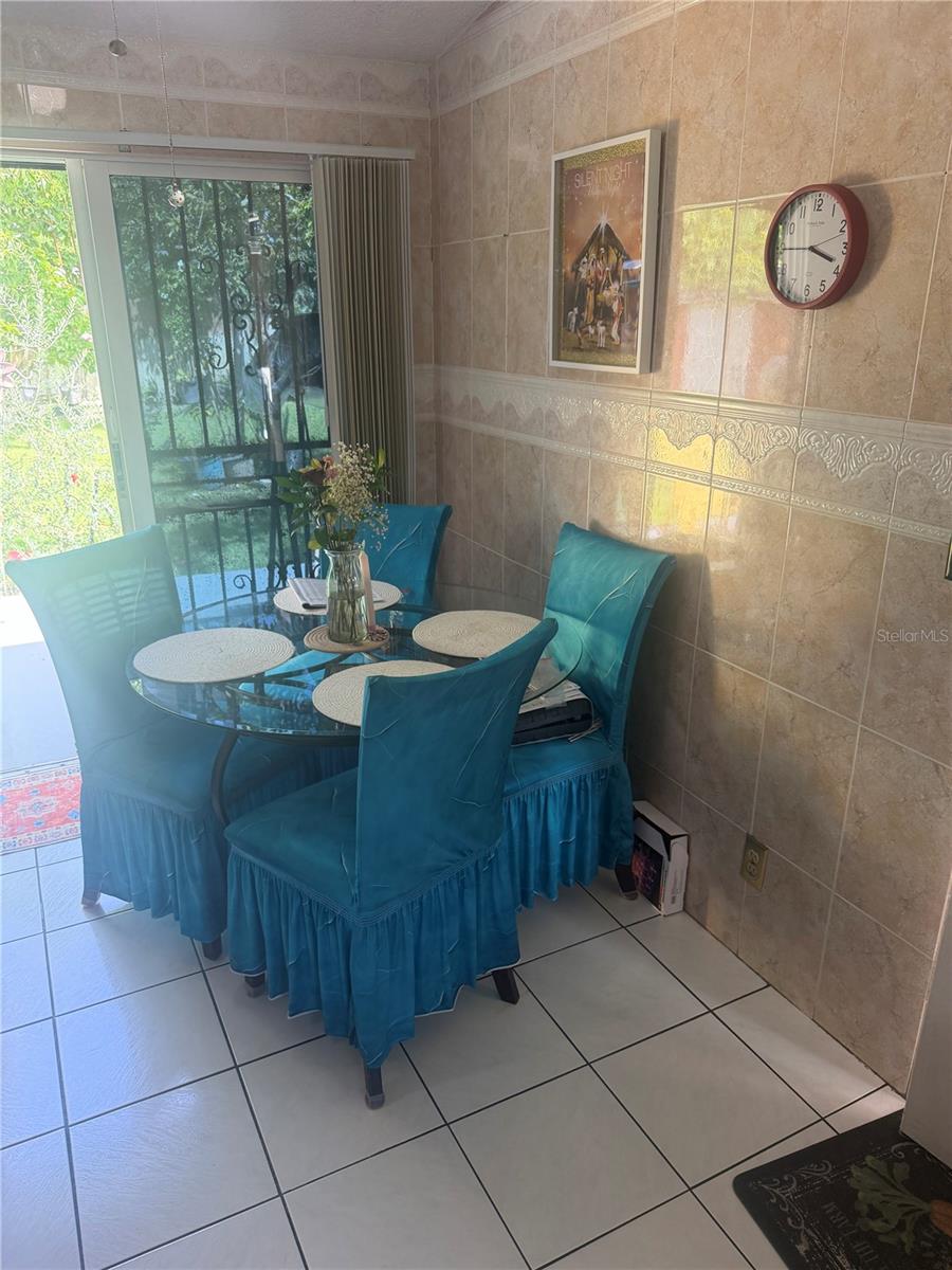 COUNTERPOINT ESTATES 10 - Residential