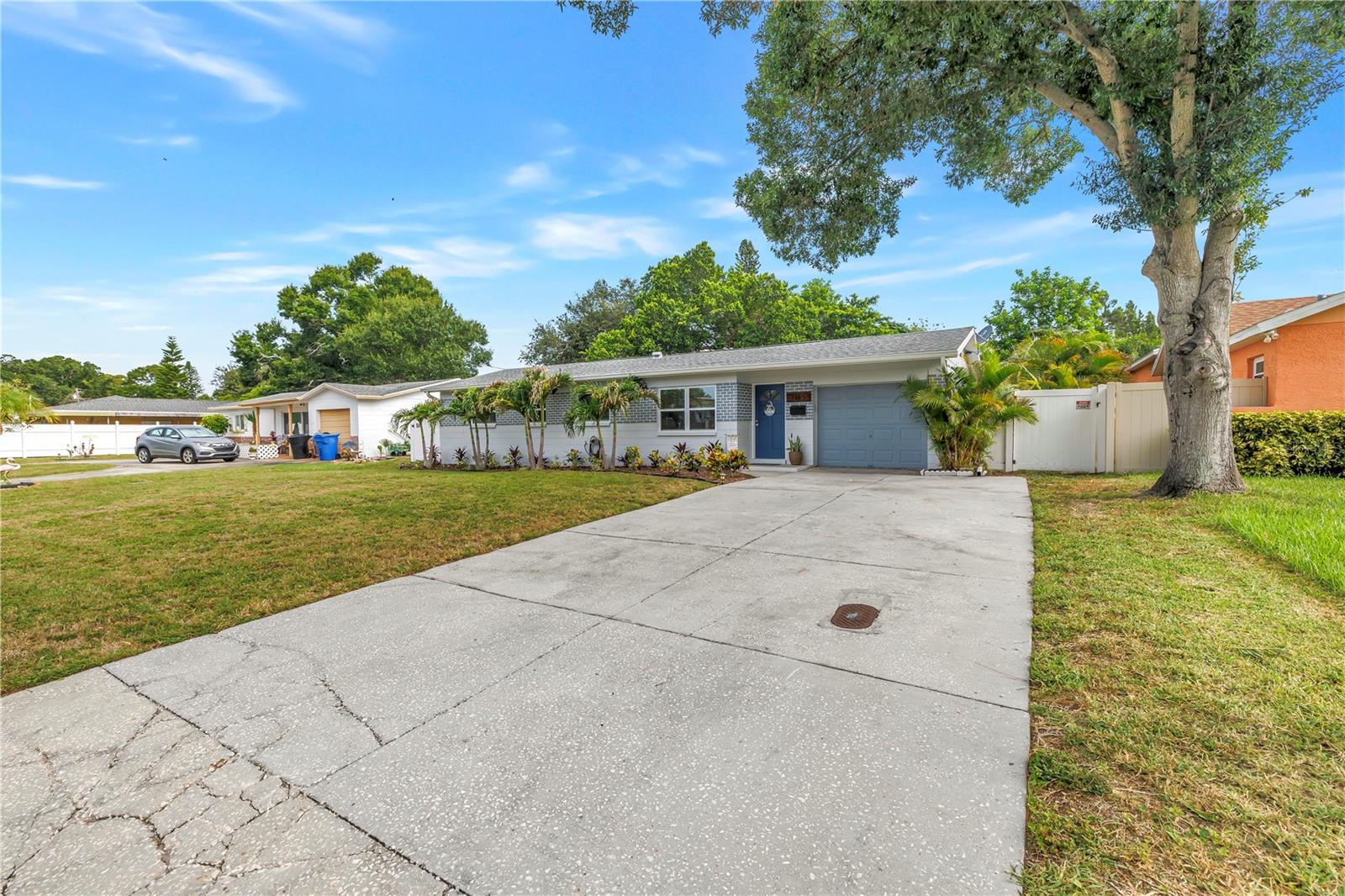 WEDGEWOOD PARK - Residential