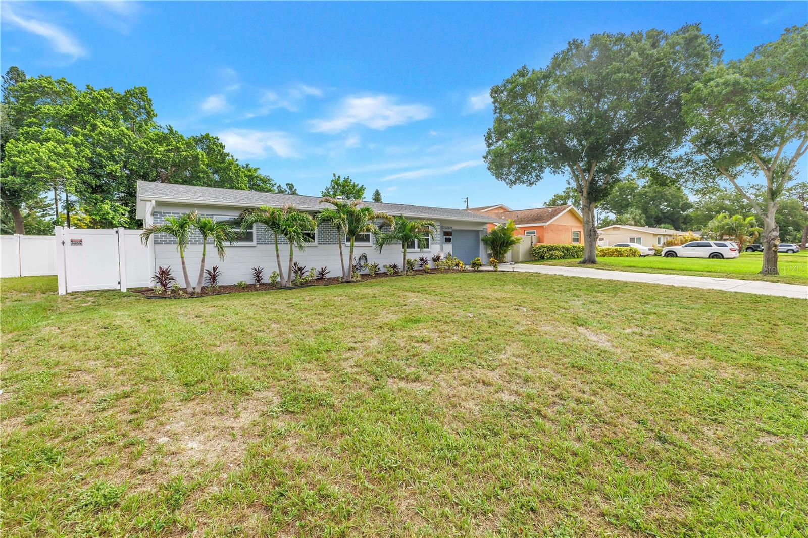 WEDGEWOOD PARK - Residential