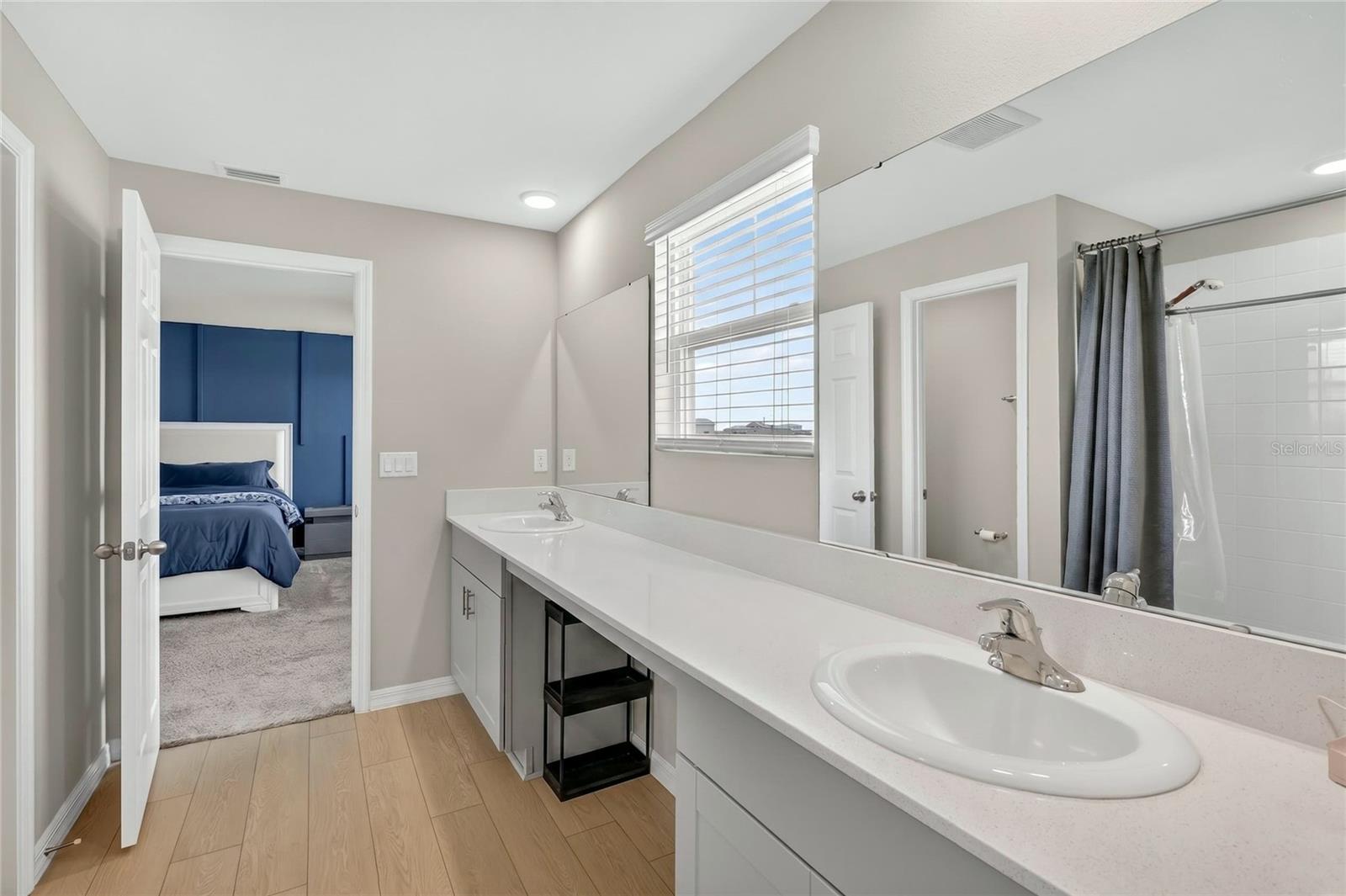 SCENIC TERRACE SOUTH PH 1 - Residential