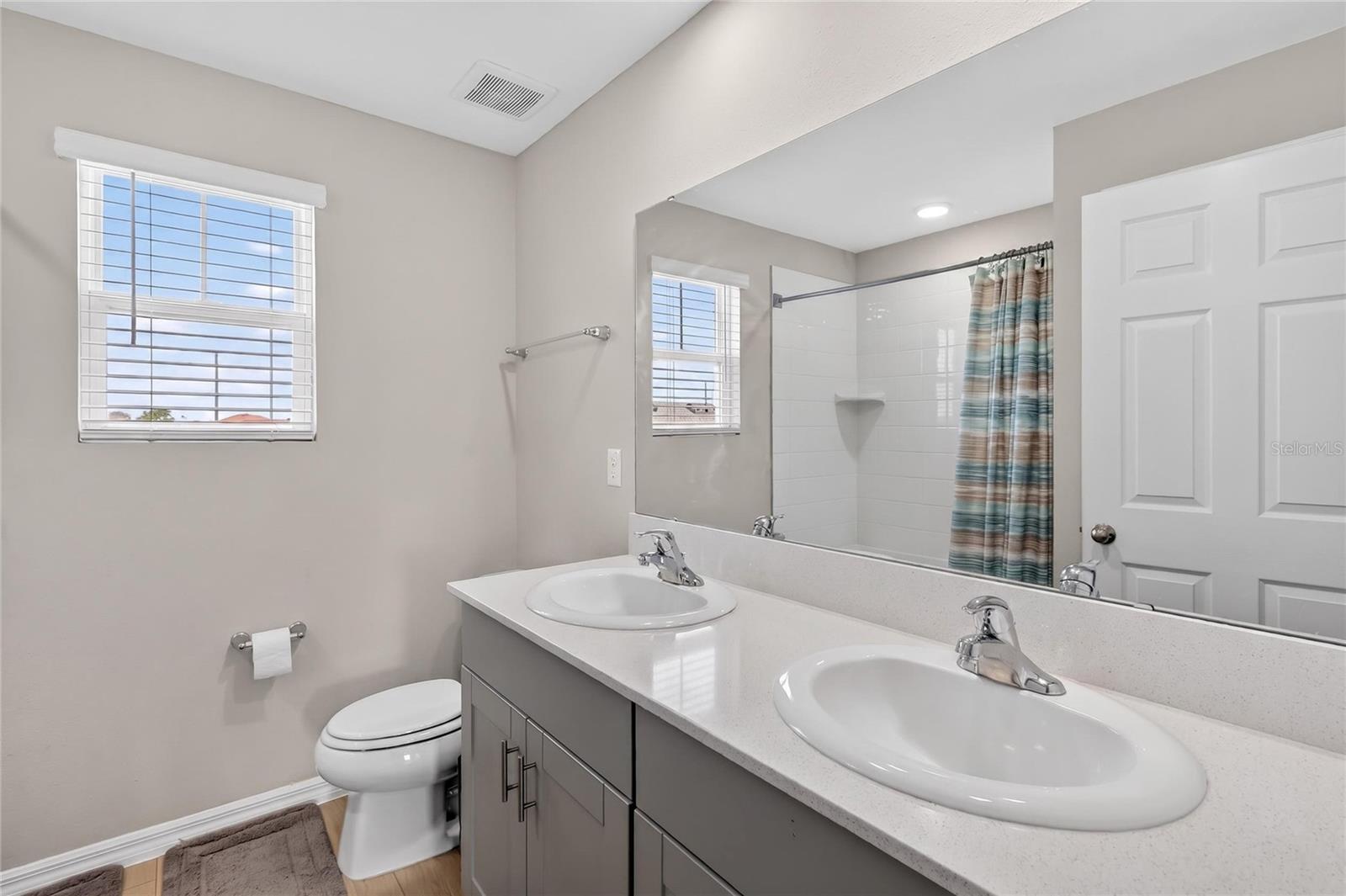 SCENIC TERRACE SOUTH PH 1 - Residential