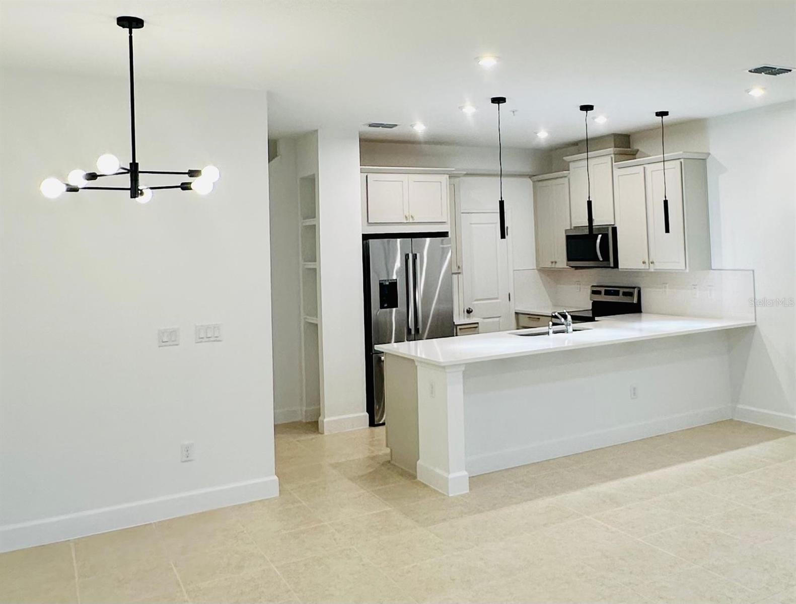 STARWOOD PH N-1C - Residential Lease