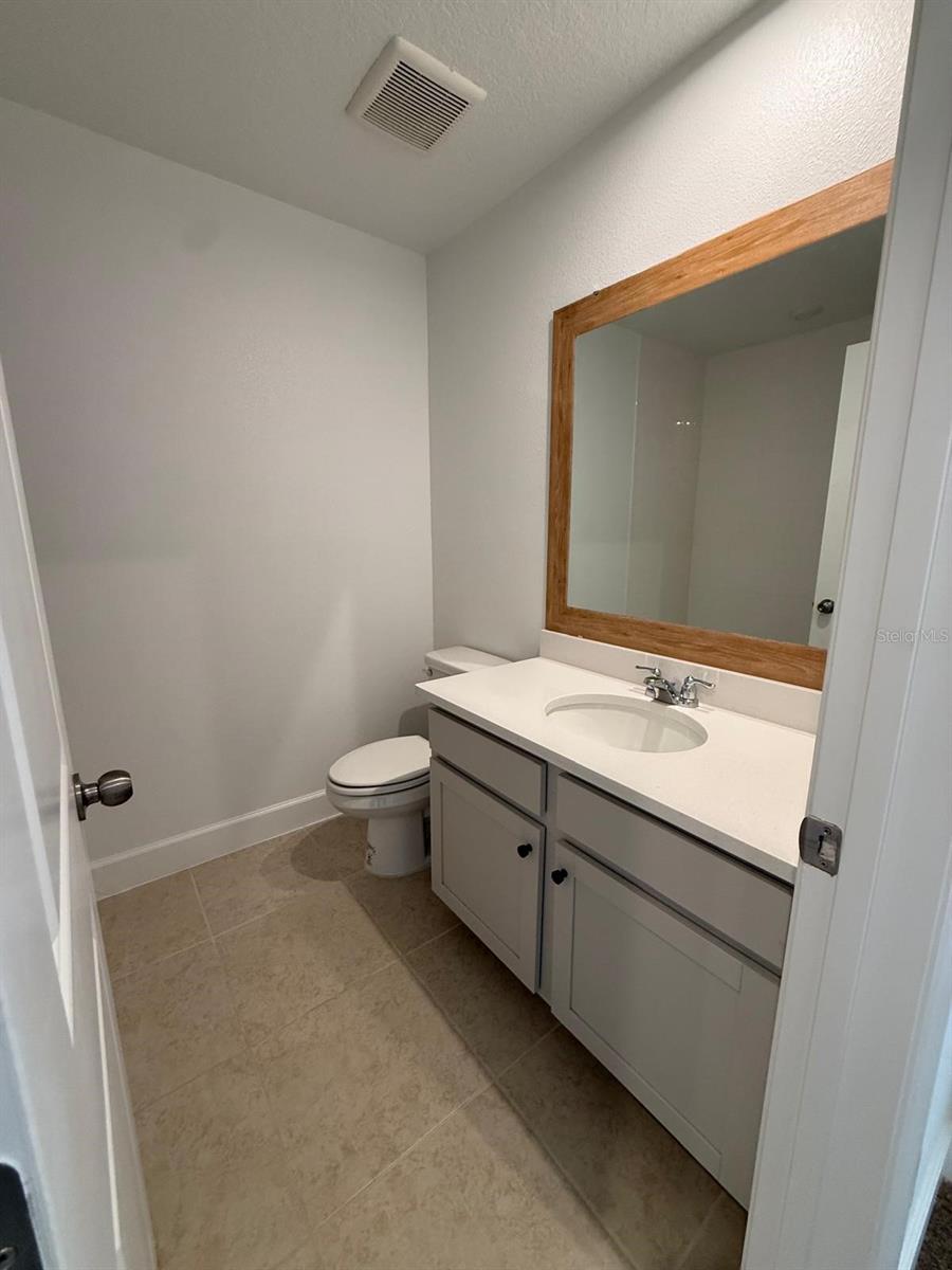 STARWOOD PH N-1C - Residential Lease