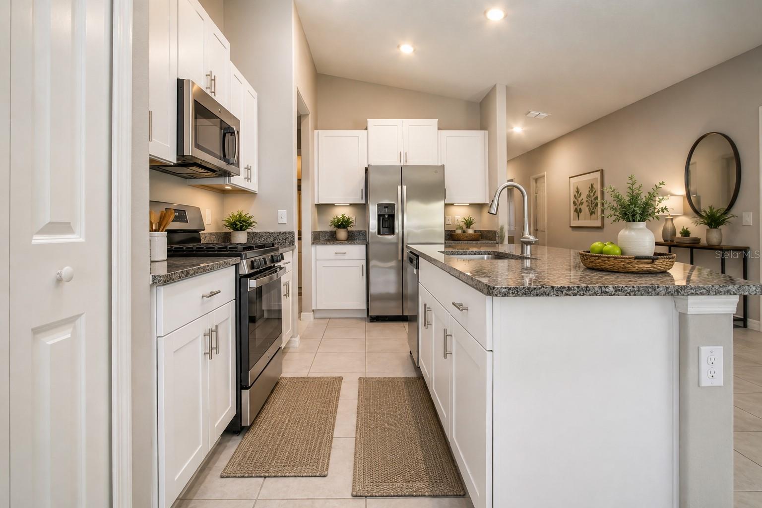BELMONT SOUTH PH 2F - Residential