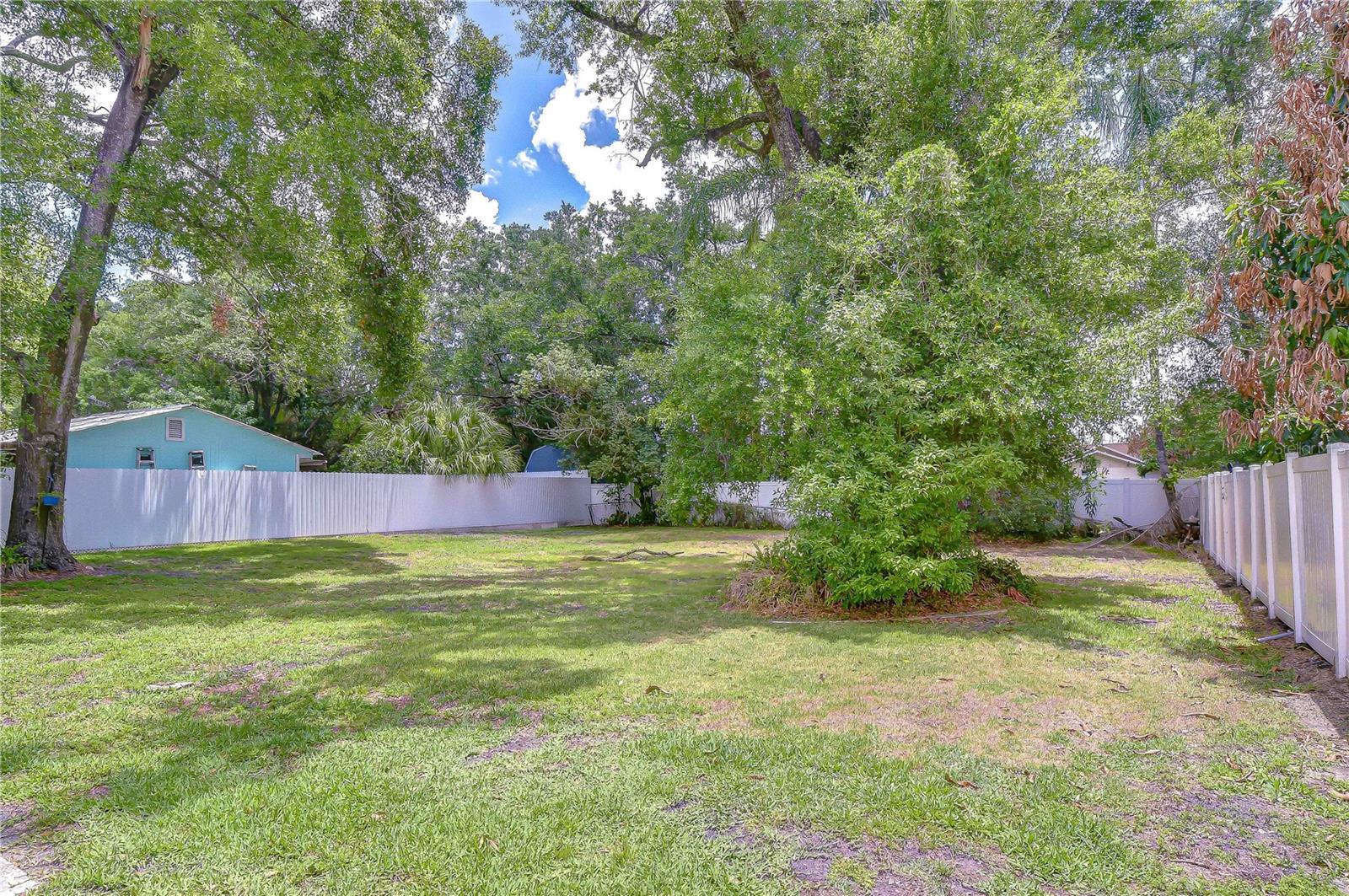 WILMA WEST - Residential