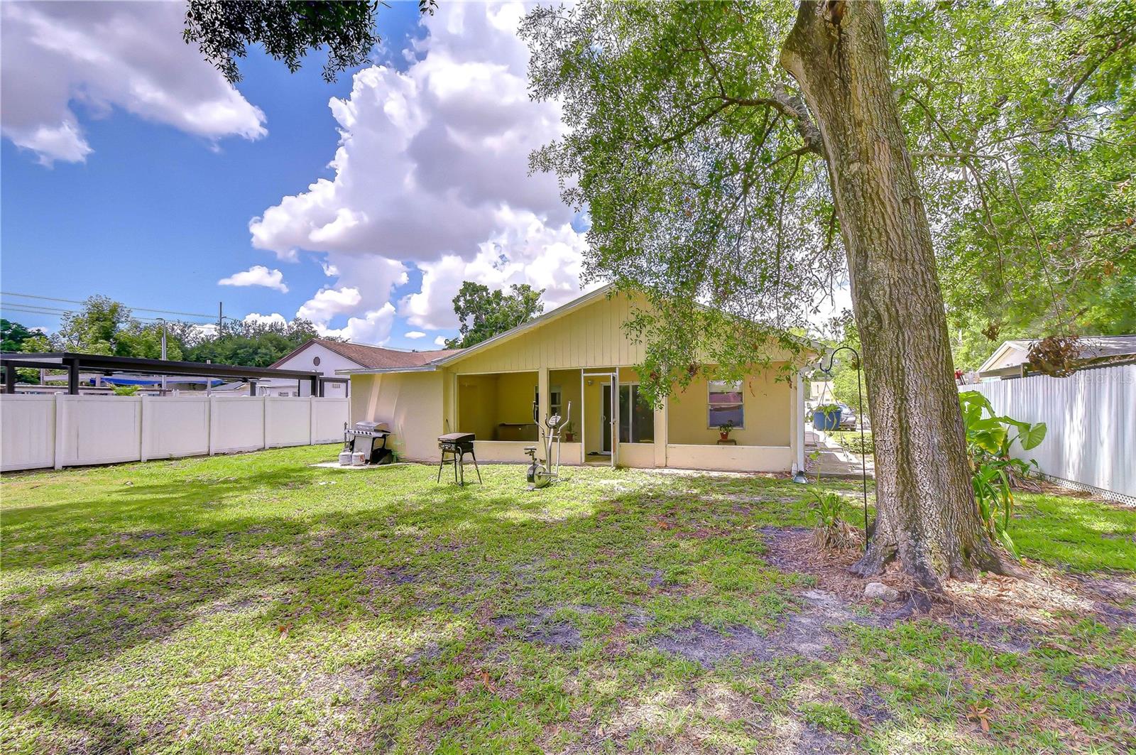 WILMA WEST - Residential