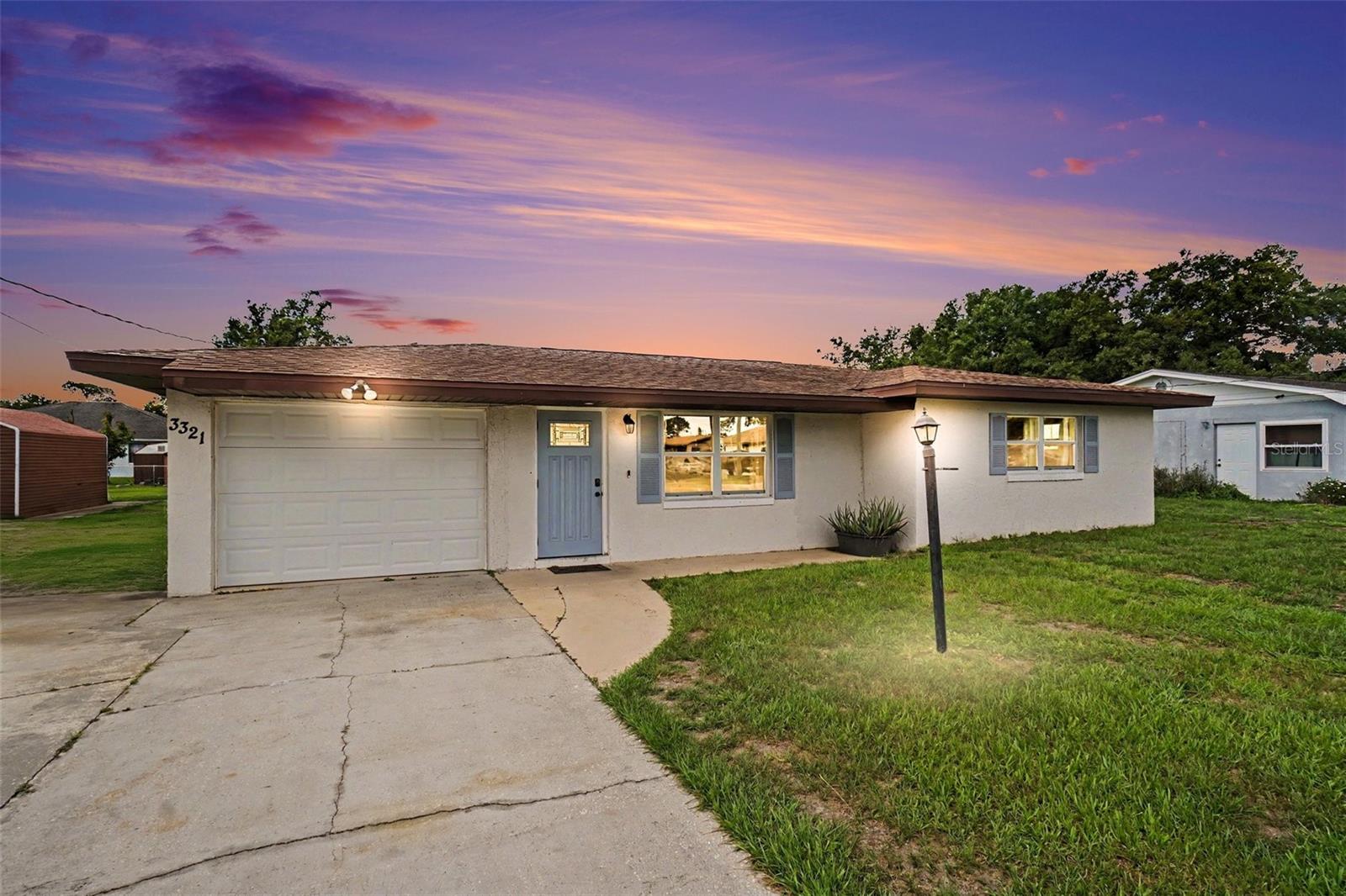 SEBRING COUNTRY ESTATE SEC 01 - Residential