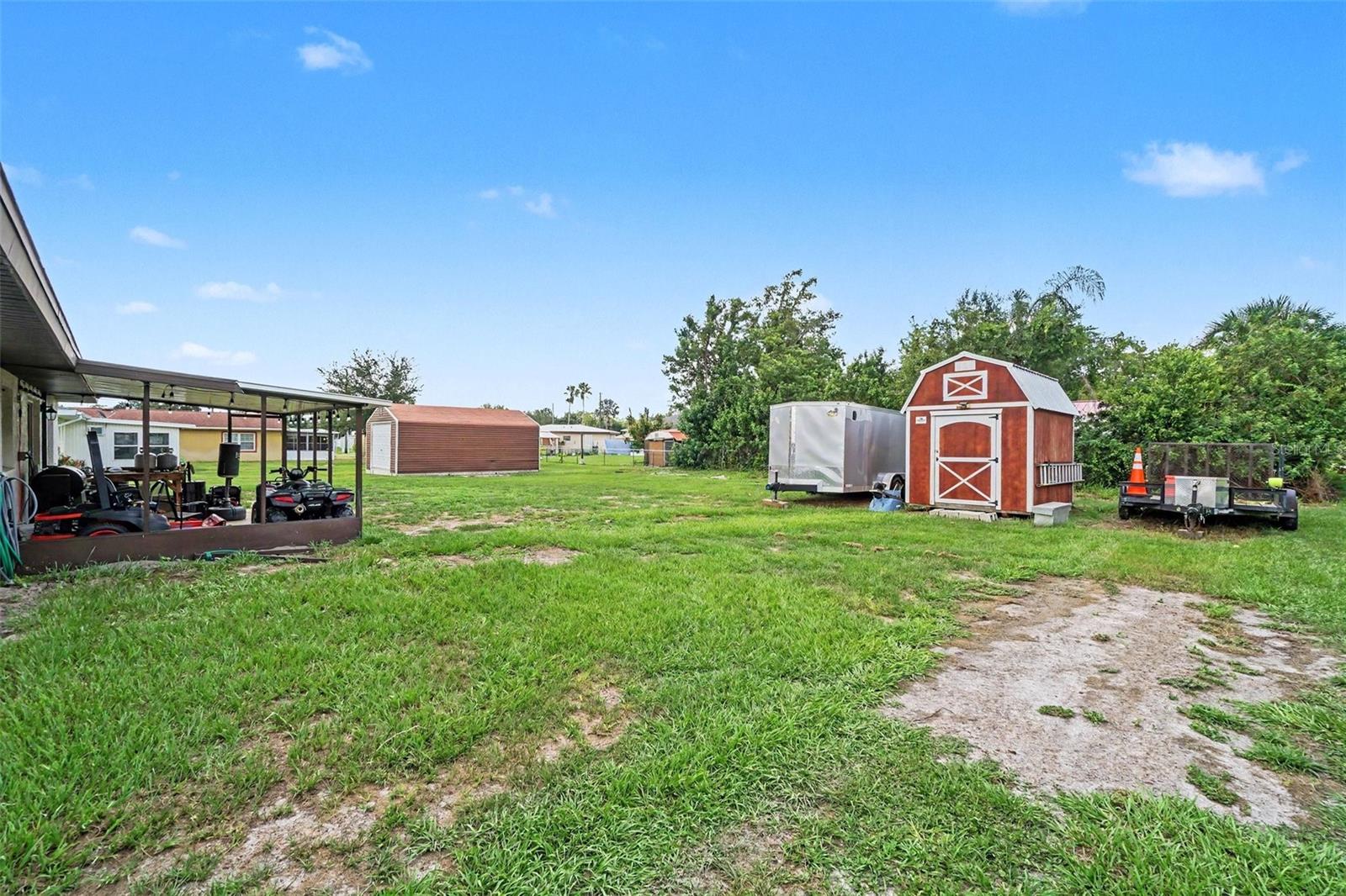 SEBRING COUNTRY ESTATE SEC 01 - Residential