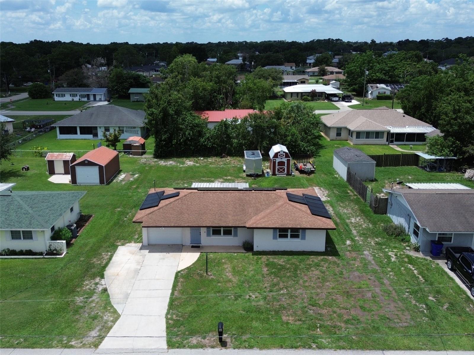 SEBRING COUNTRY ESTATE SEC 01 - Residential
