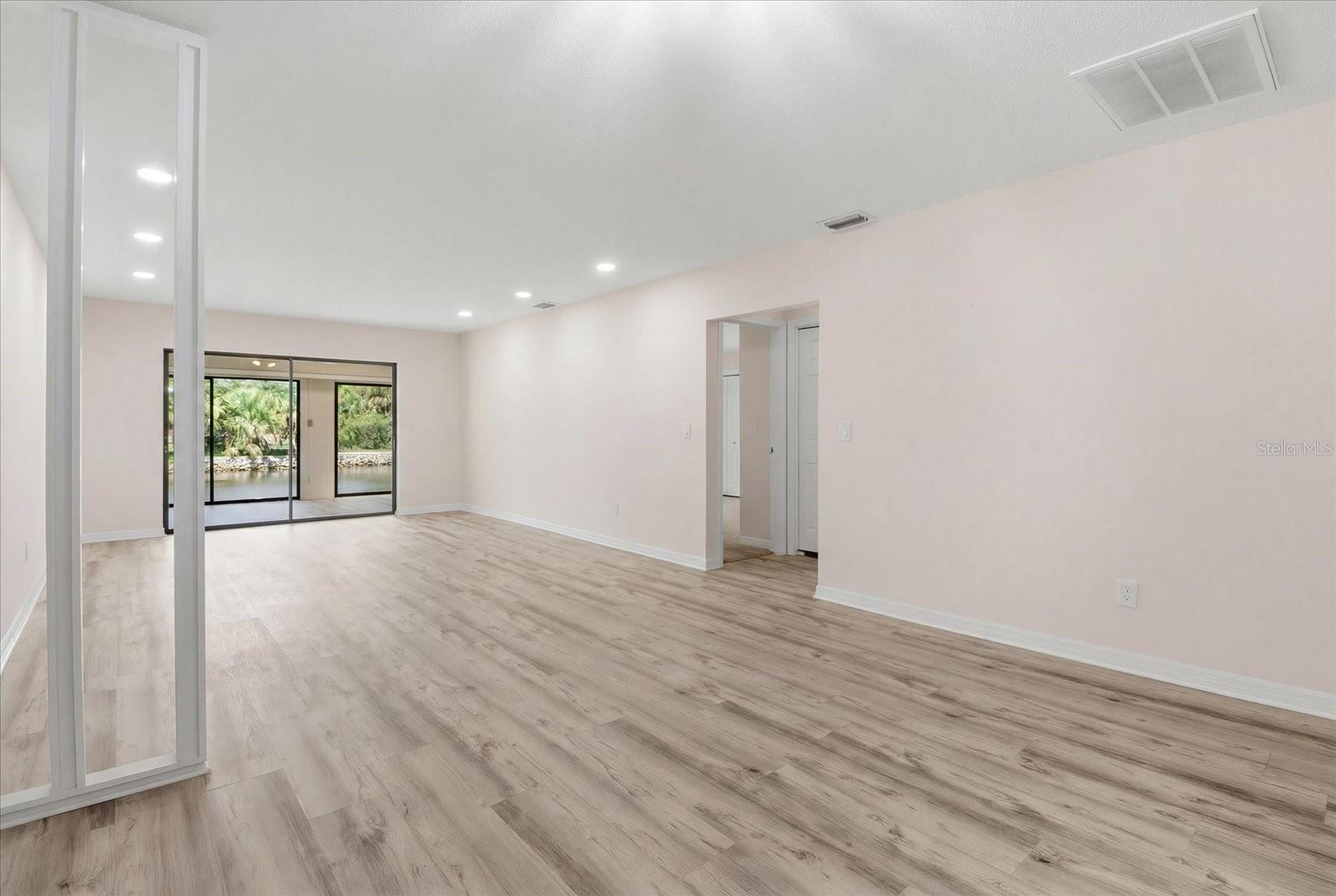 RIVERHAVEN VILLAGE - Residential
