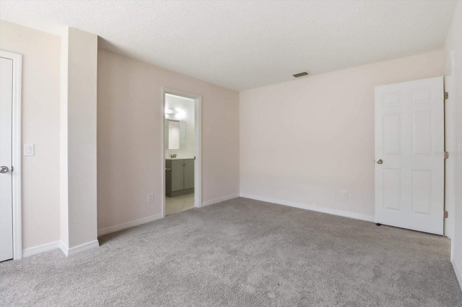RIVERHAVEN VILLAGE - Residential