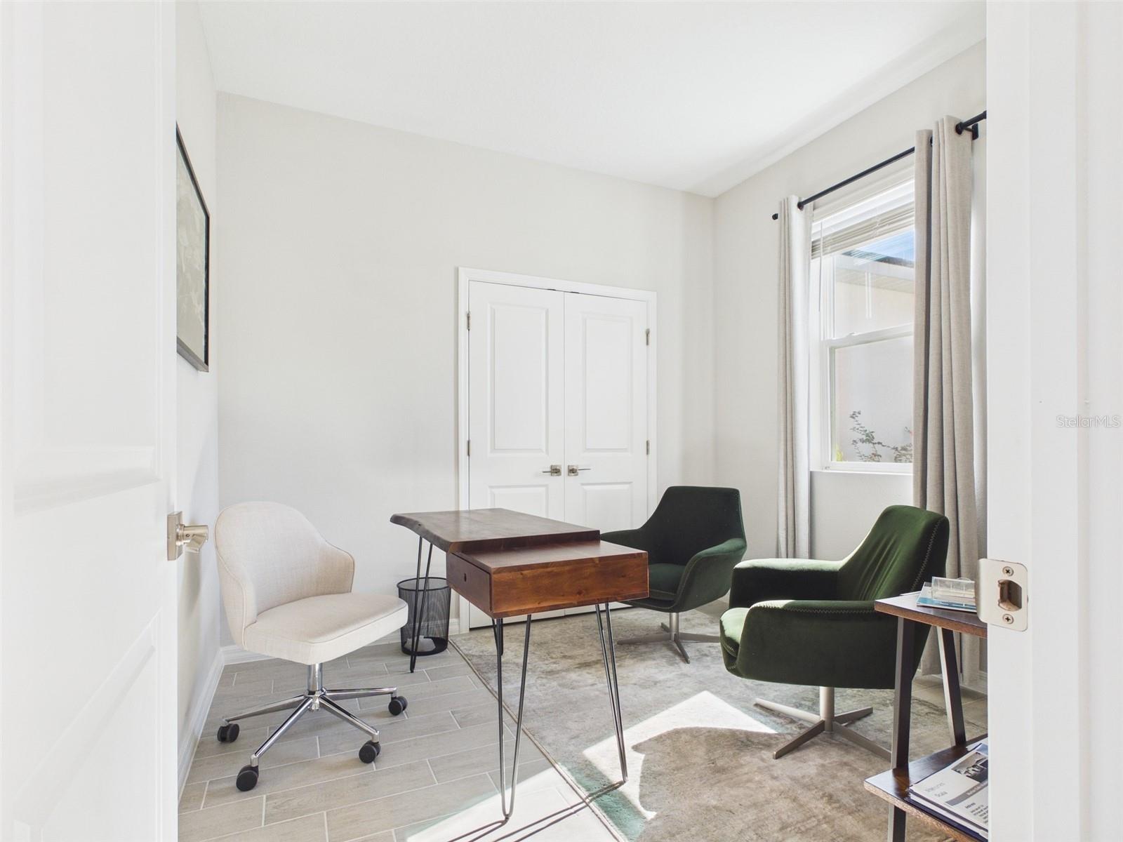 MARION OAKS UNIT 10 - Residential Lease
