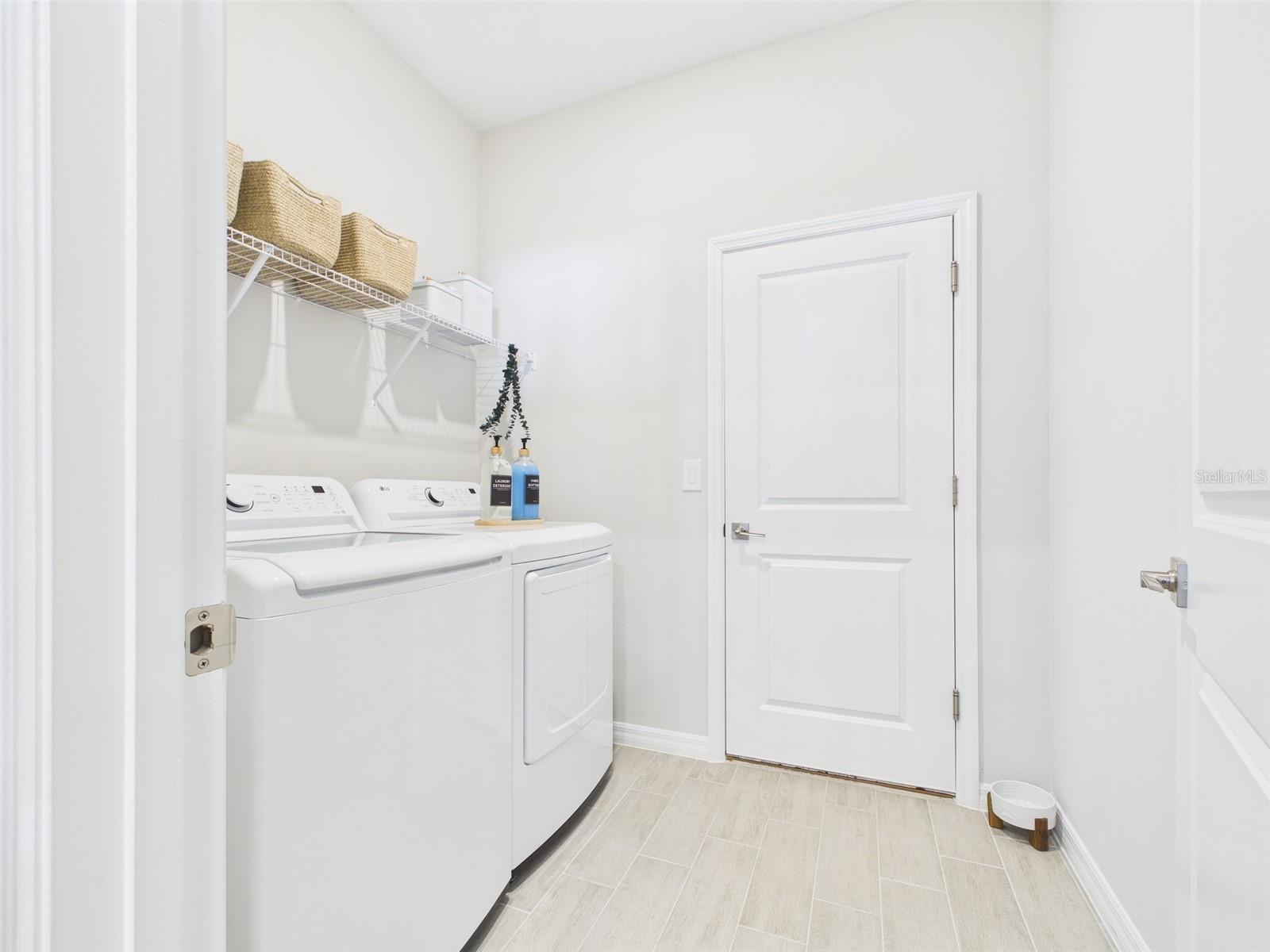 MARION OAKS UNIT 10 - Residential Lease