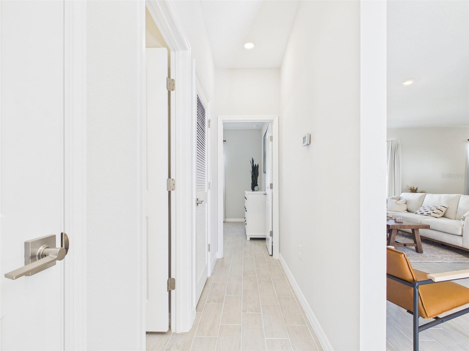 MARION OAKS UNIT 10 - Residential Lease