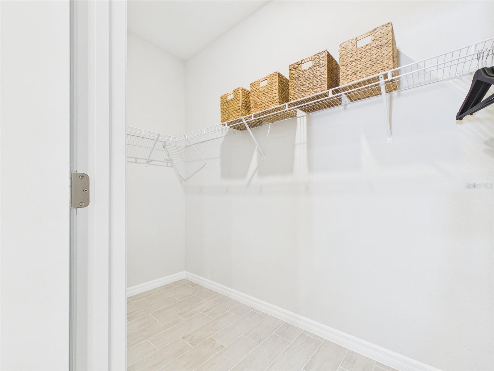 MARION OAKS UNIT 10 - Residential Lease