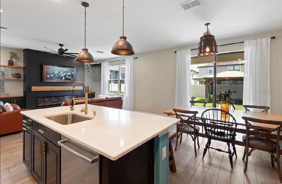 LONG LAKE RANCH - Residential