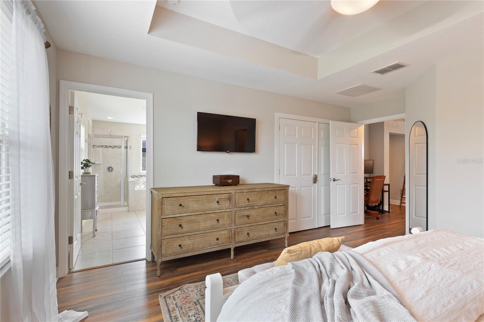 LONG LAKE RANCH - Residential