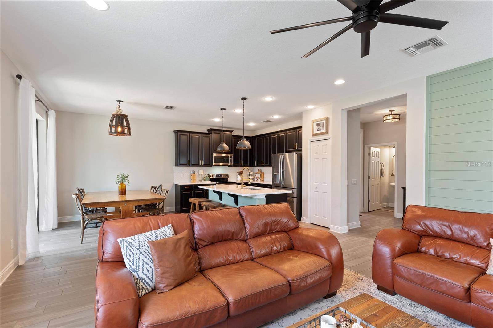 LONG LAKE RANCH - Residential