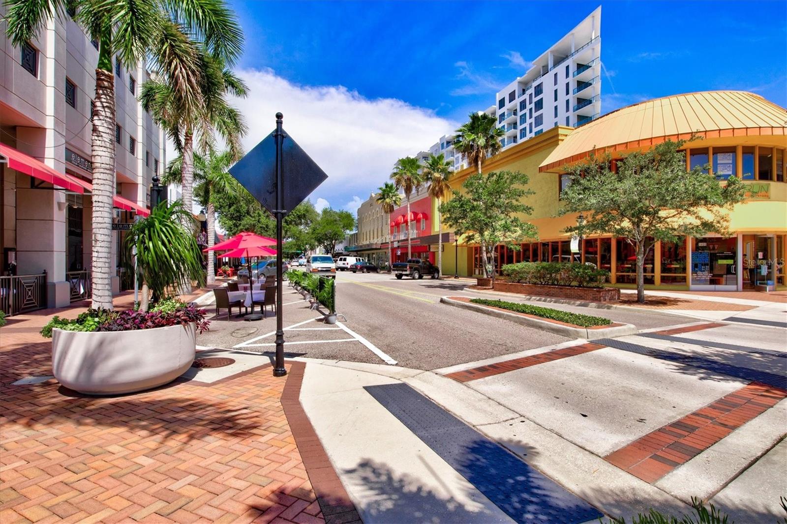 GULF GATE - Residential