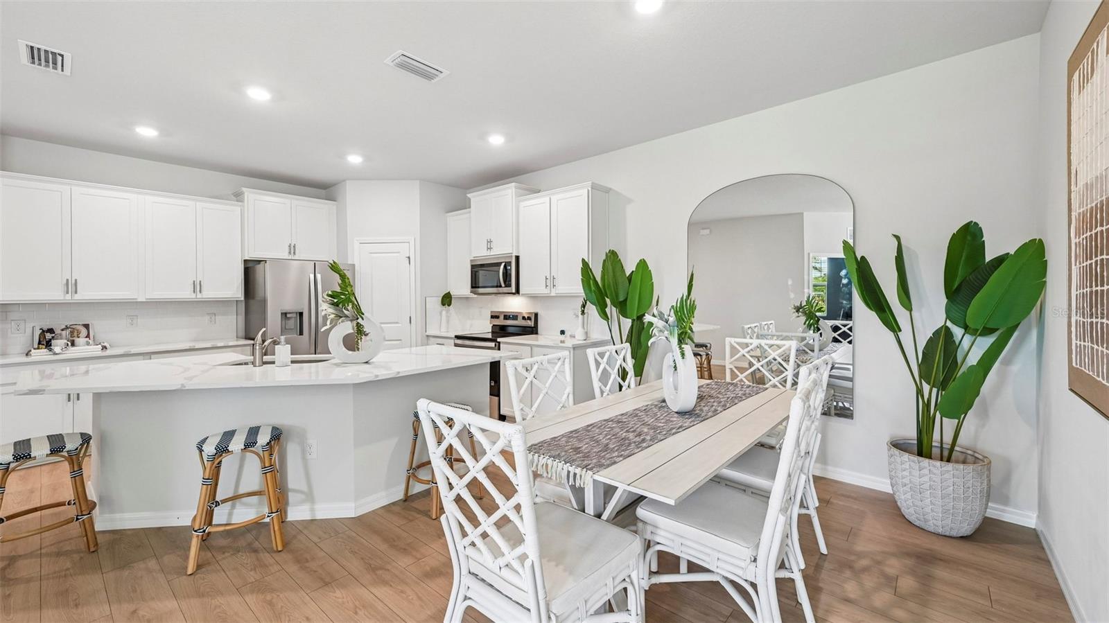 STAR FARMS AT LAKEWOOD RANCH - Residential
