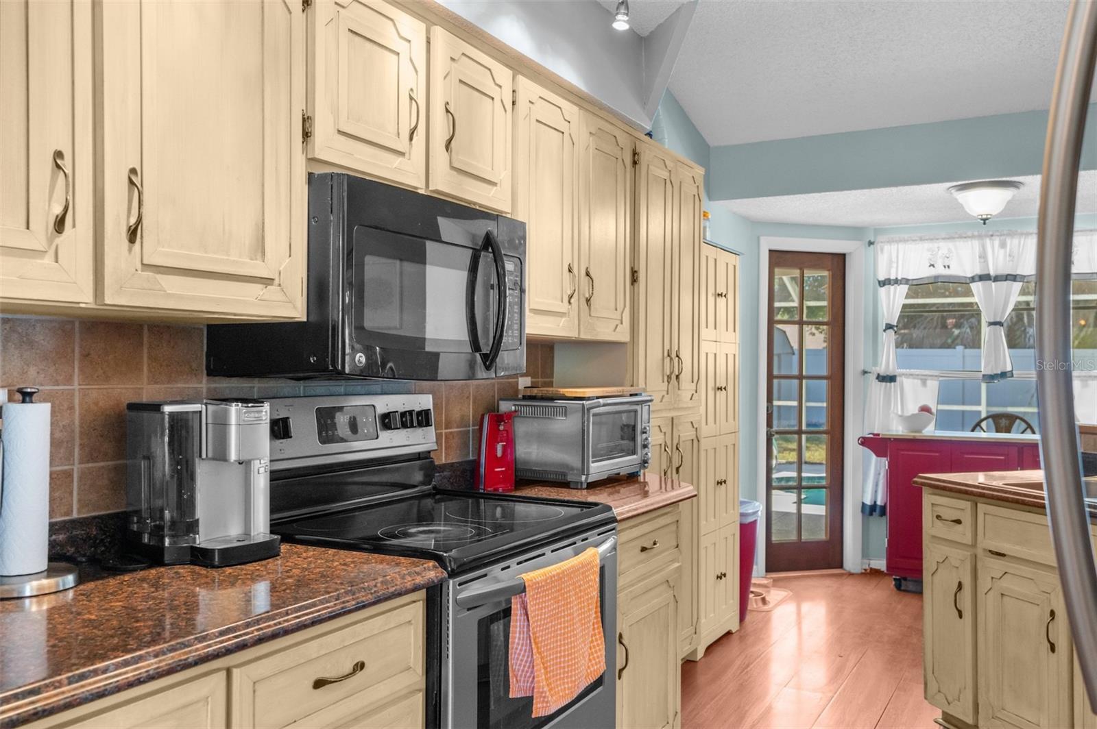 SPRING HILL - Residential
