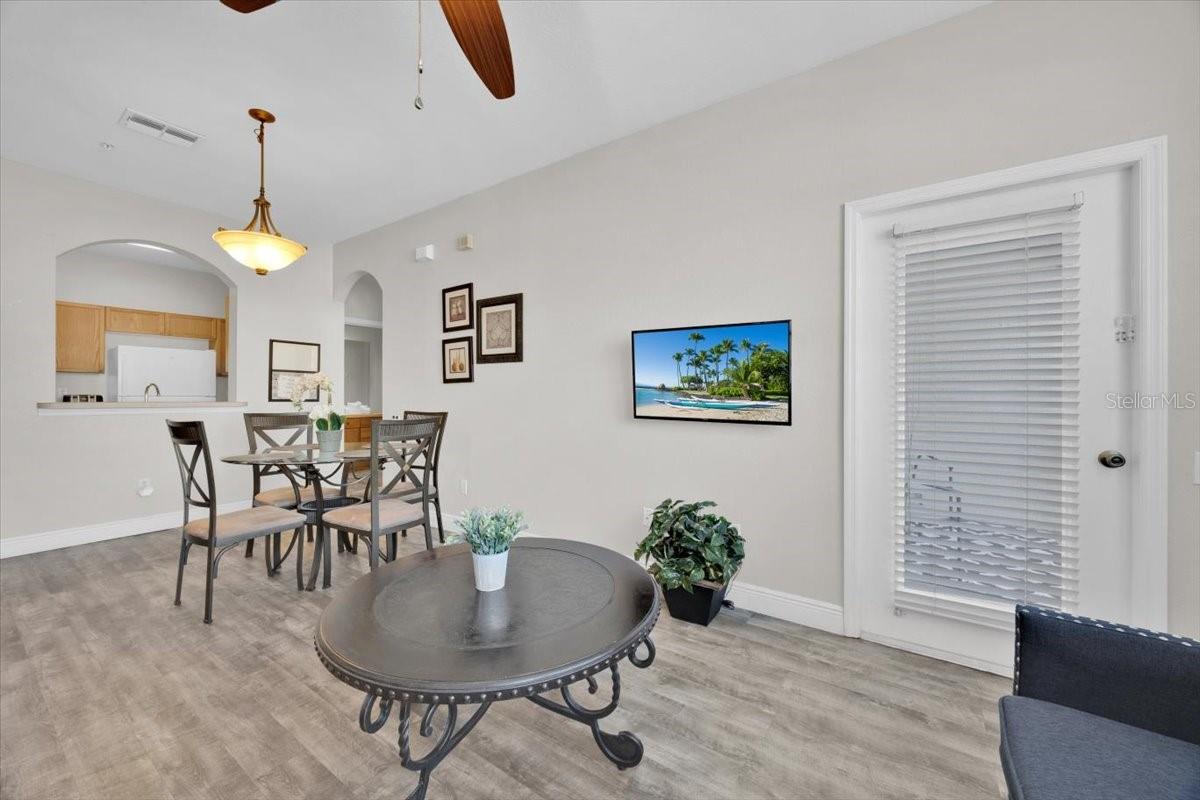 WYNDHAM PALMS CONDO PH 6 - Residential