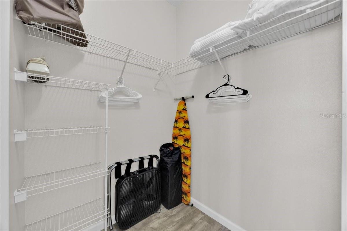 WYNDHAM PALMS CONDO PH 6 - Residential