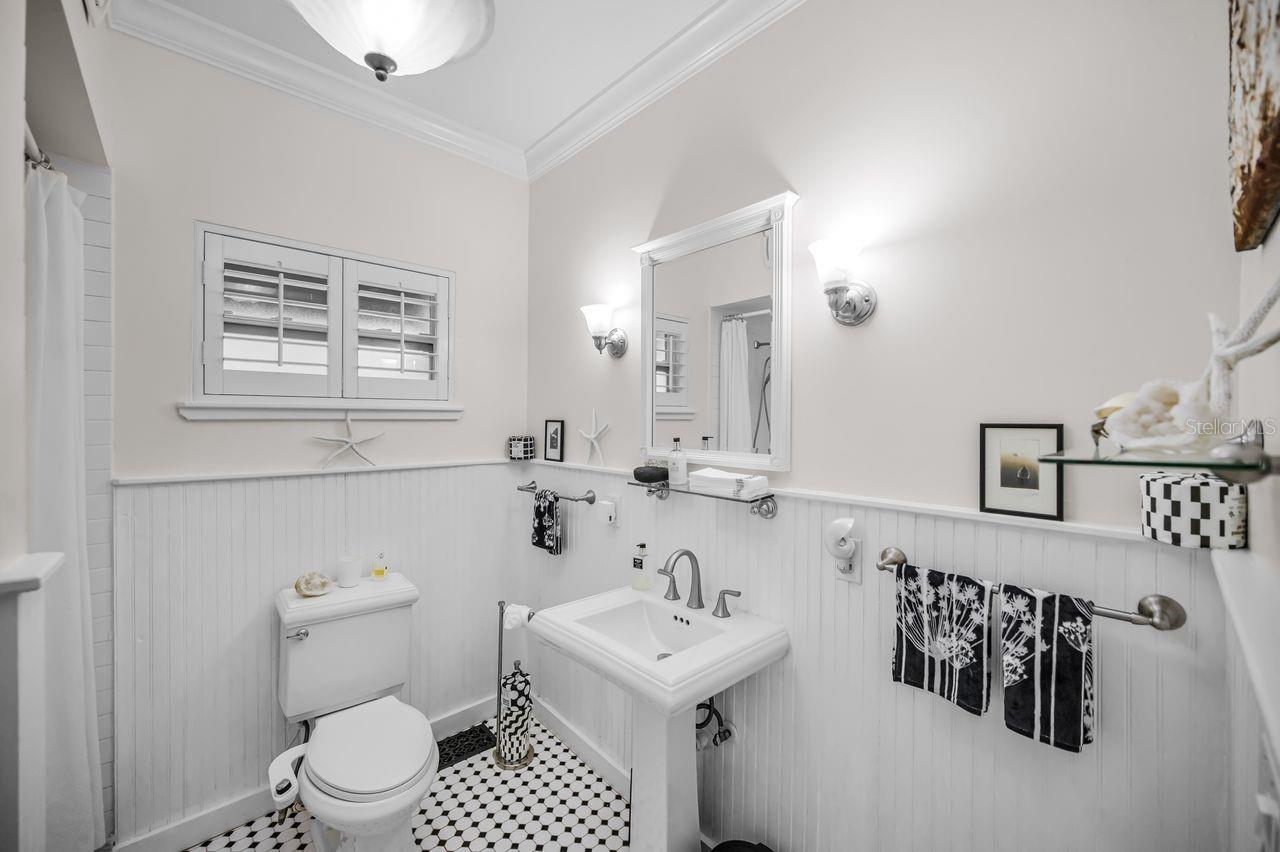 BAY SHORE REV - Residential