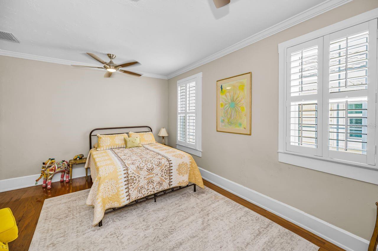 BAY SHORE REV - Residential