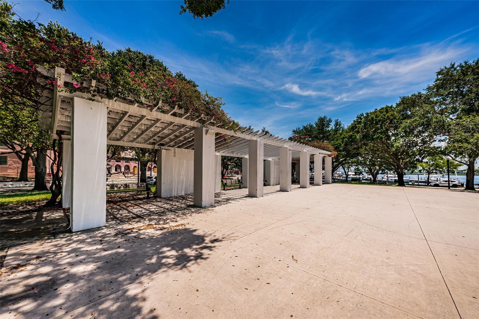 BAY SHORE REV - Residential
