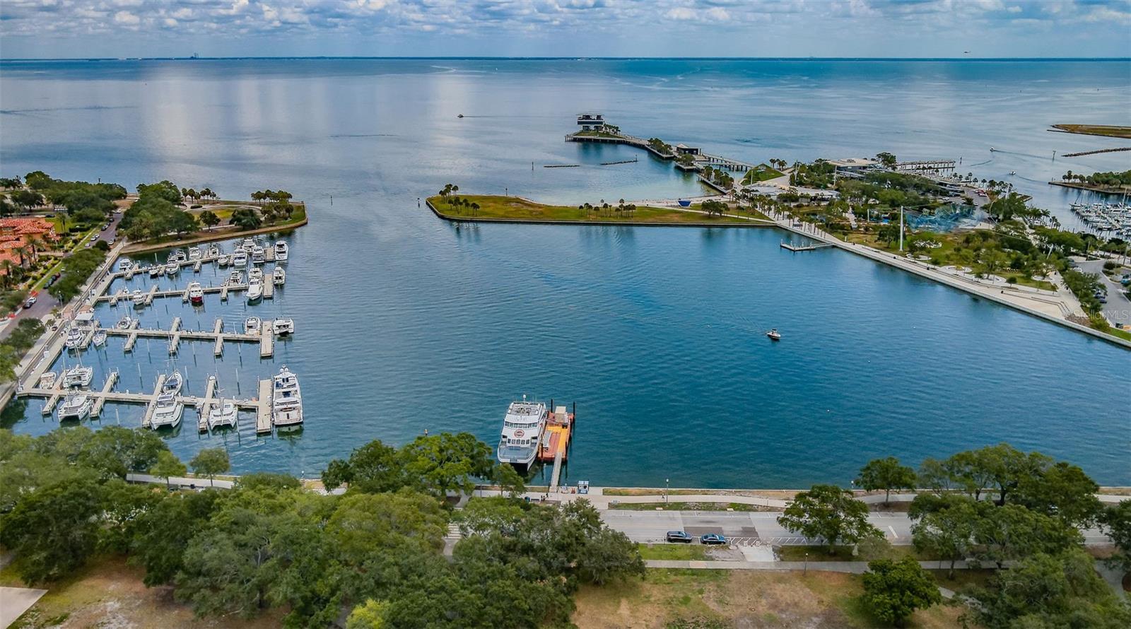 BAY SHORE REV - Residential