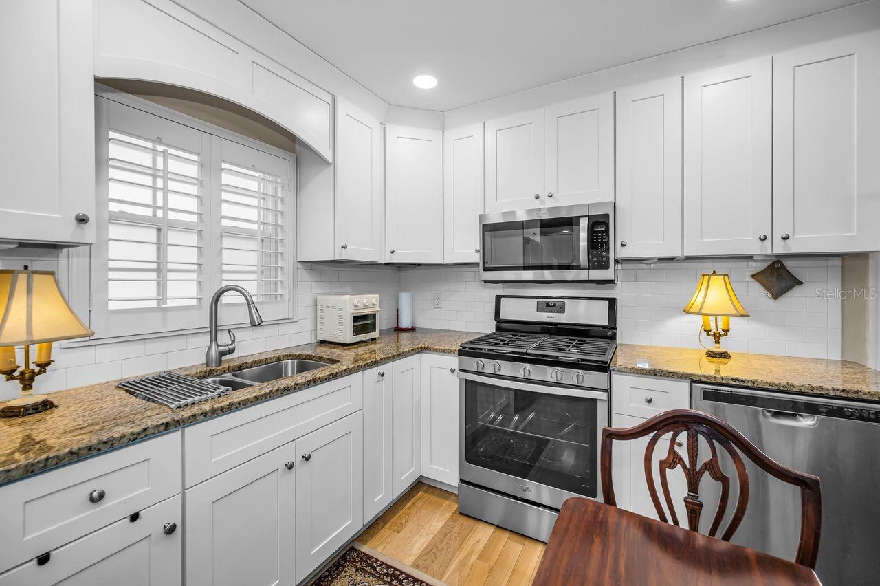 BAY SHORE REV - Residential