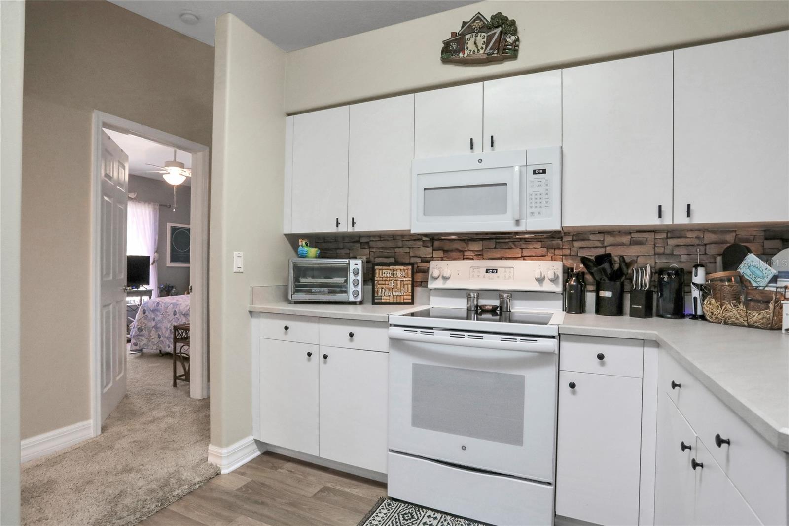 SANDPIPER LAKE PELICAN BAY PH111 - Residential