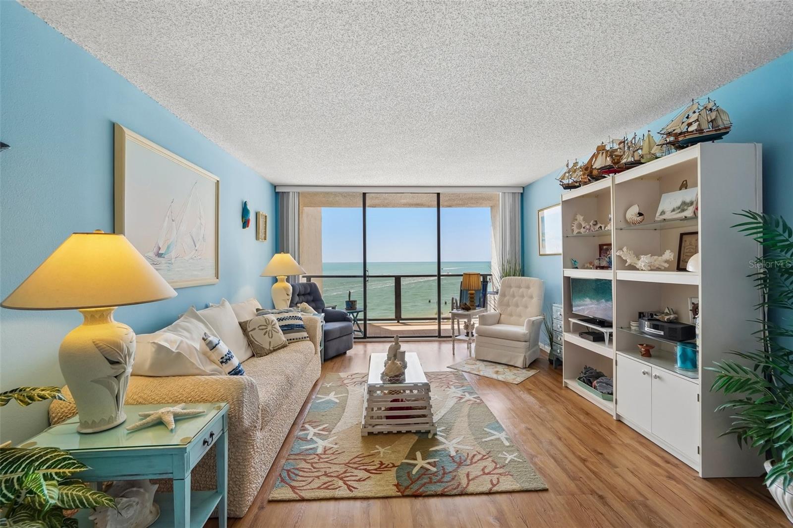 440 WEST CONDO - Residential