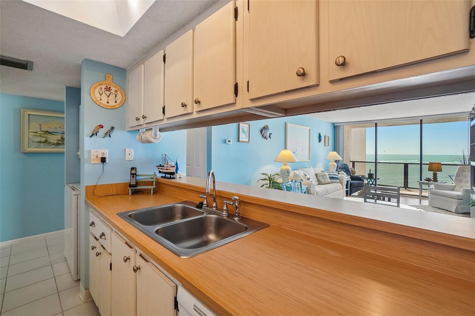 440 WEST CONDO - Residential