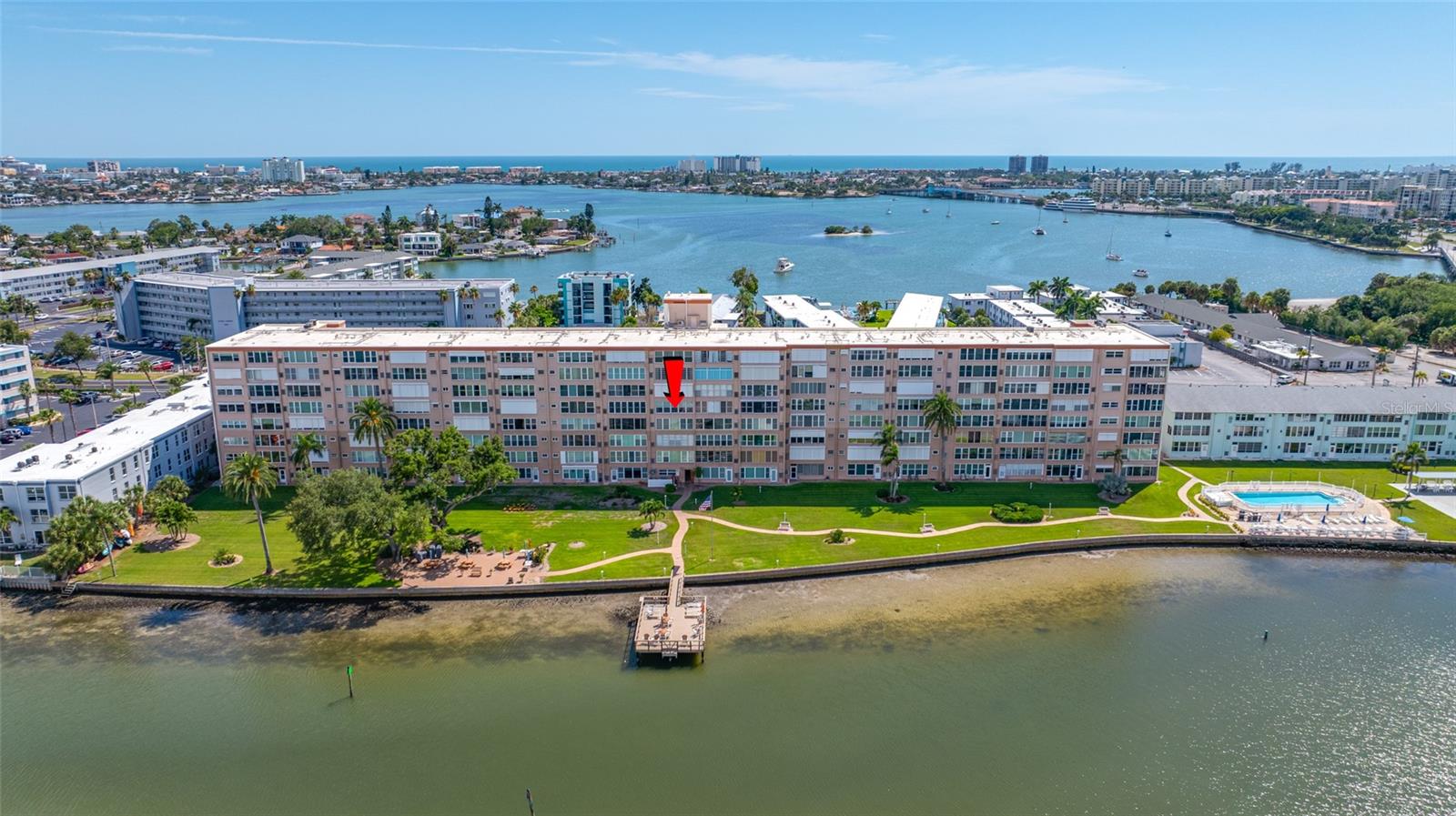 SHORE CREST BLDG - Residential