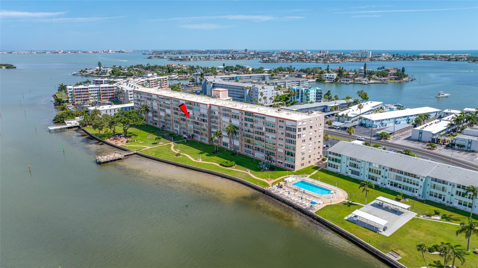 SHORE CREST BLDG - Residential