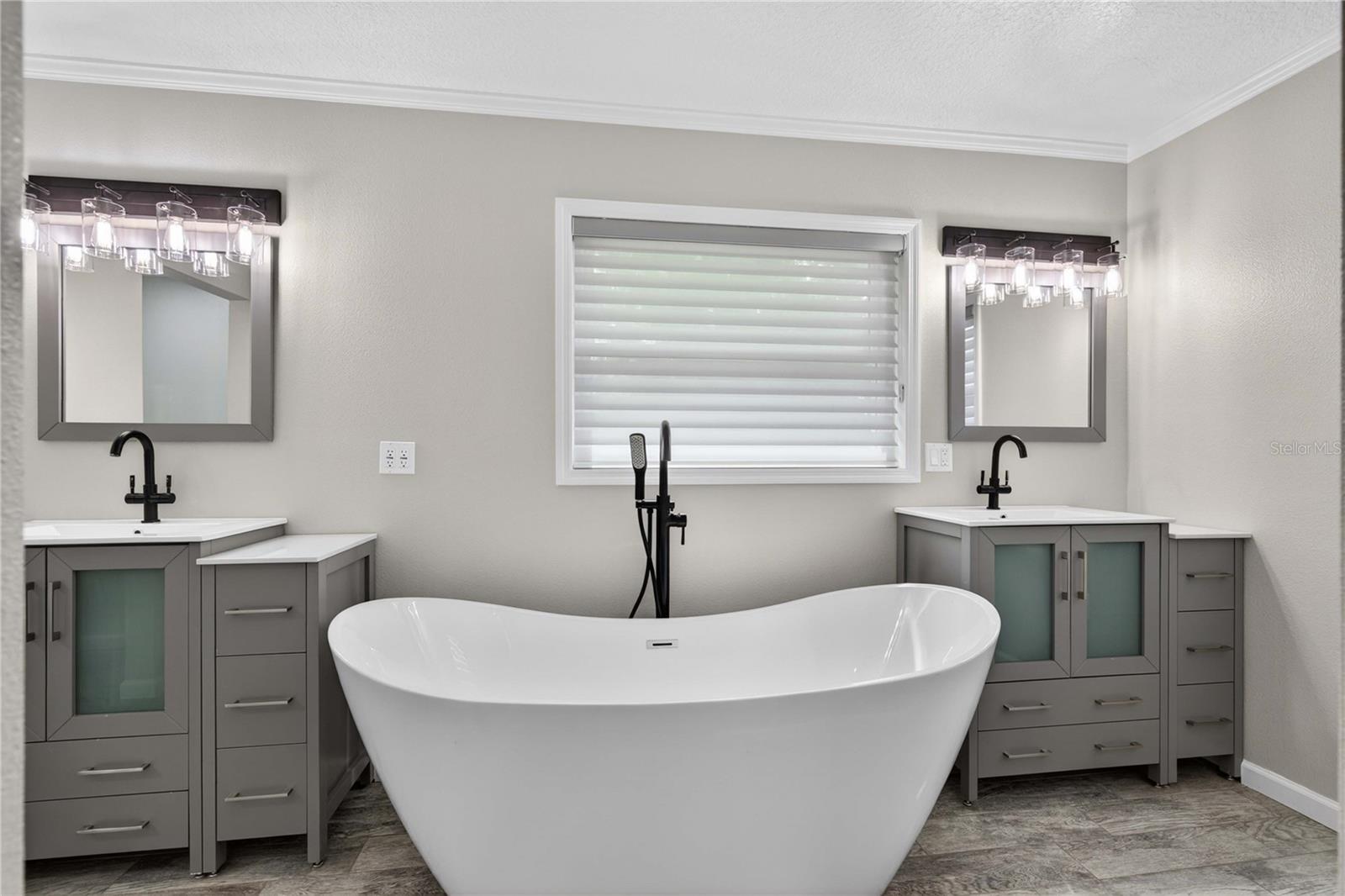 VENETIAN VILLAGE SECOND ADD - Residential