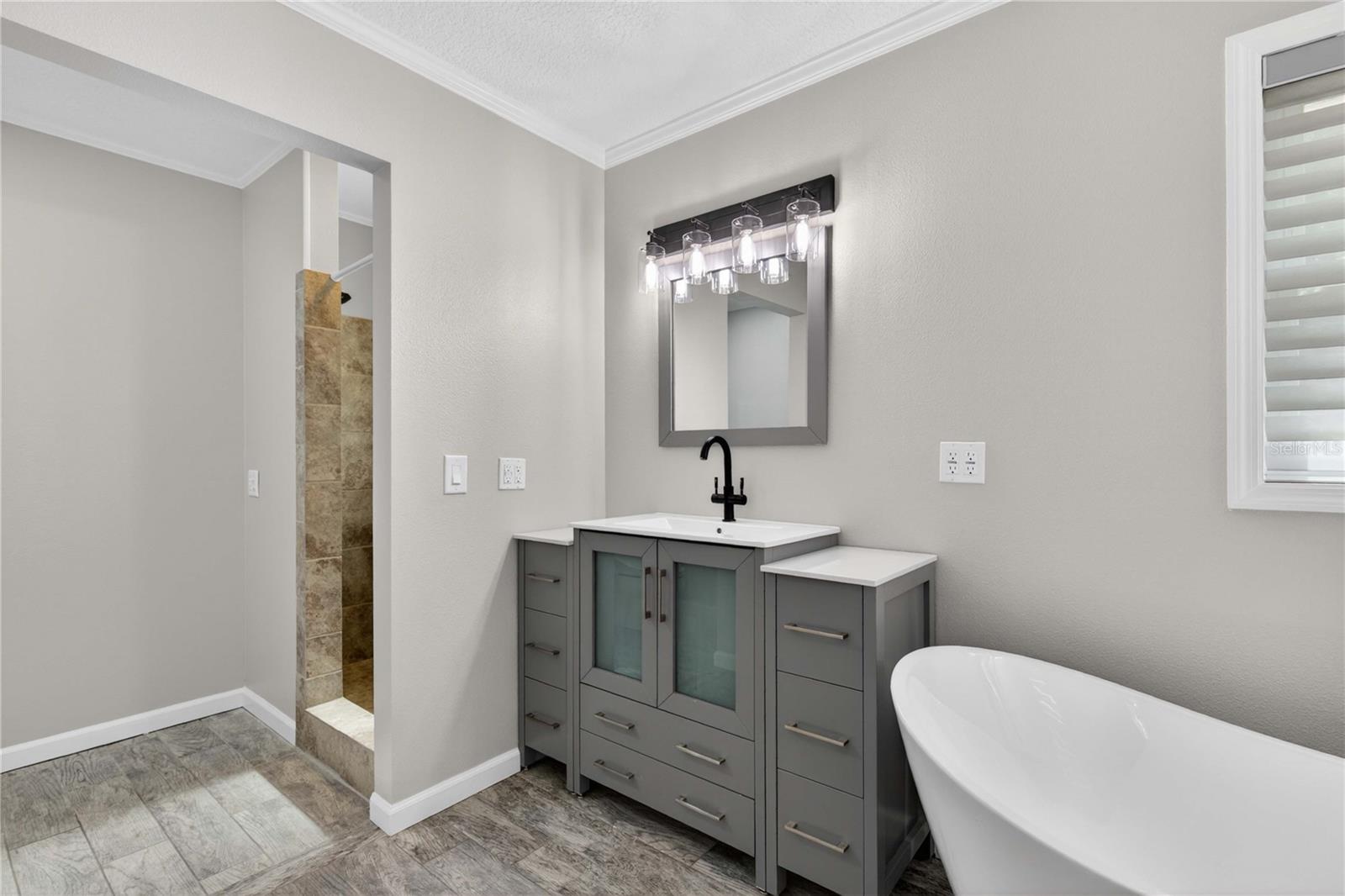 VENETIAN VILLAGE SECOND ADD - Residential