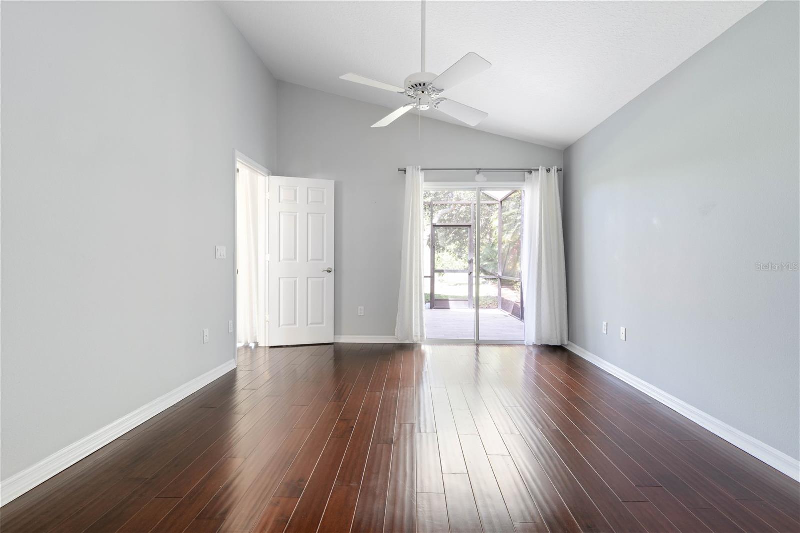 LINKSIDE EAST SUB - Residential