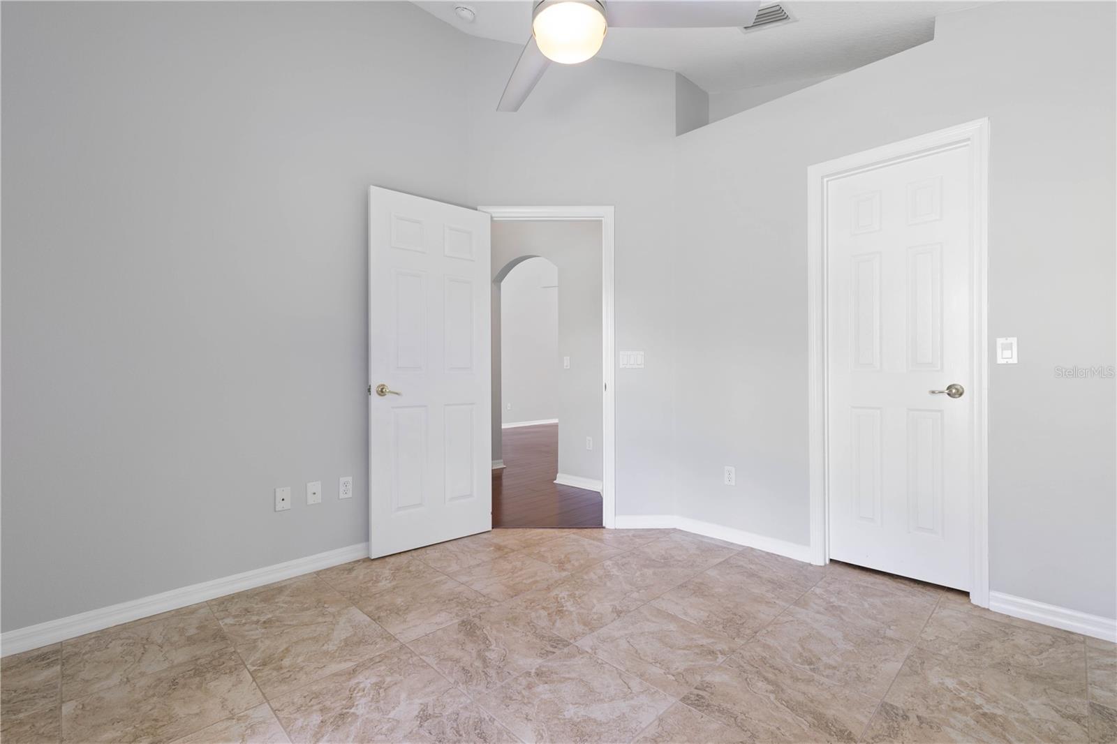 LINKSIDE EAST SUB - Residential