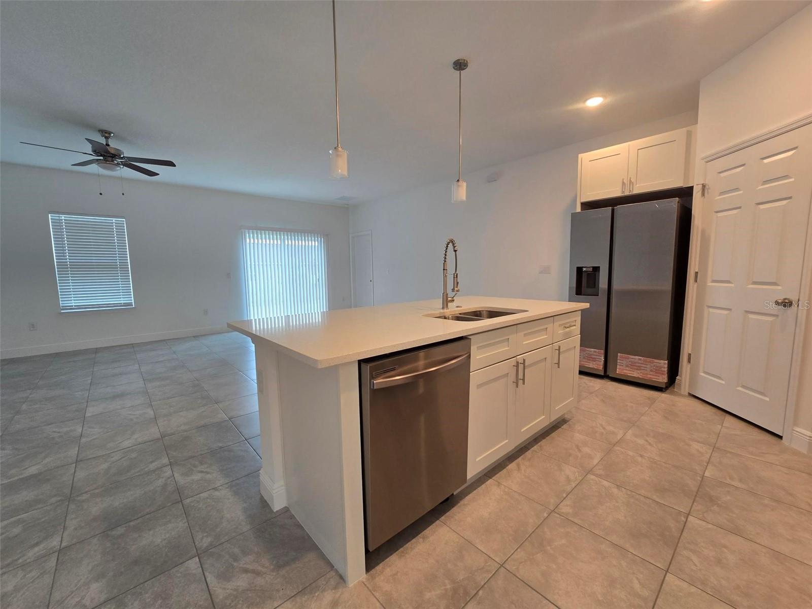 SILVER SPGS SHORES UN #32 - Residential Lease