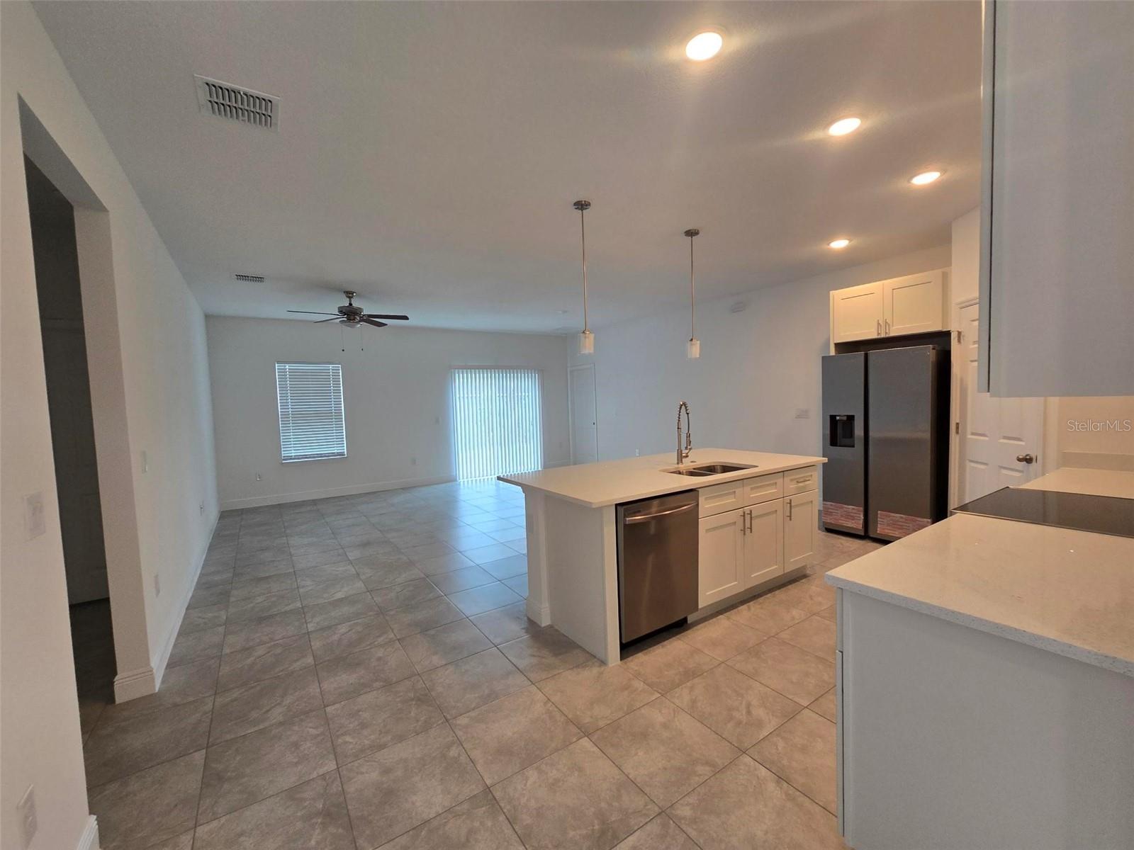SILVER SPGS SHORES UN #32 - Residential Lease