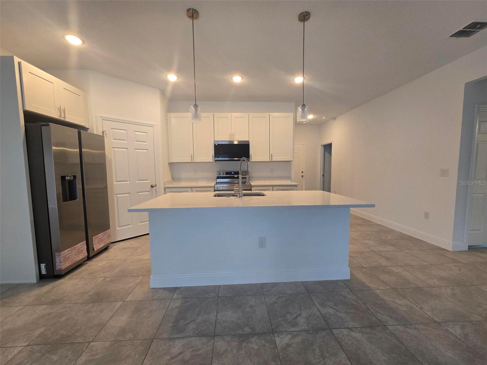 SILVER SPGS SHORES UN #32 - Residential Lease