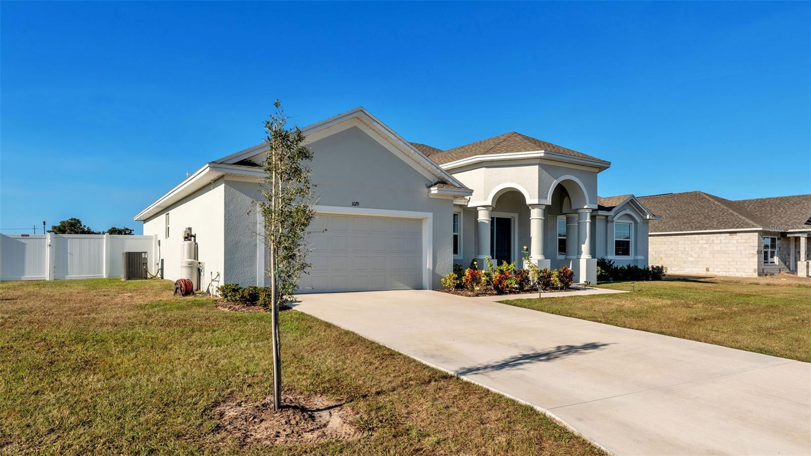 SAND LAKE GRVS PH I - Residential