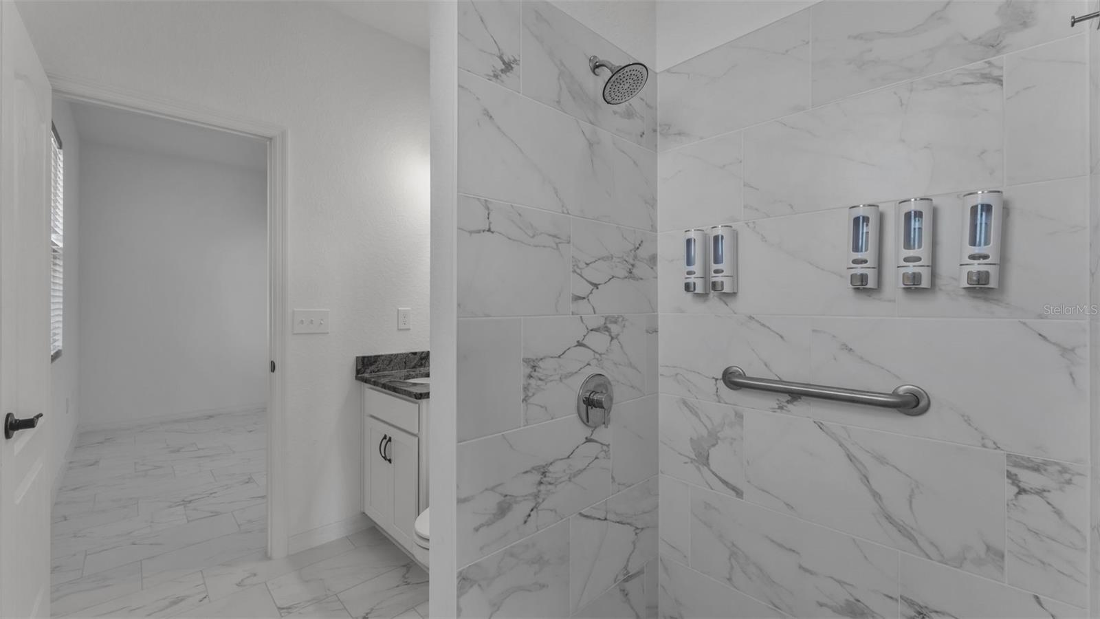 SAND LAKE GRVS PH I - Residential