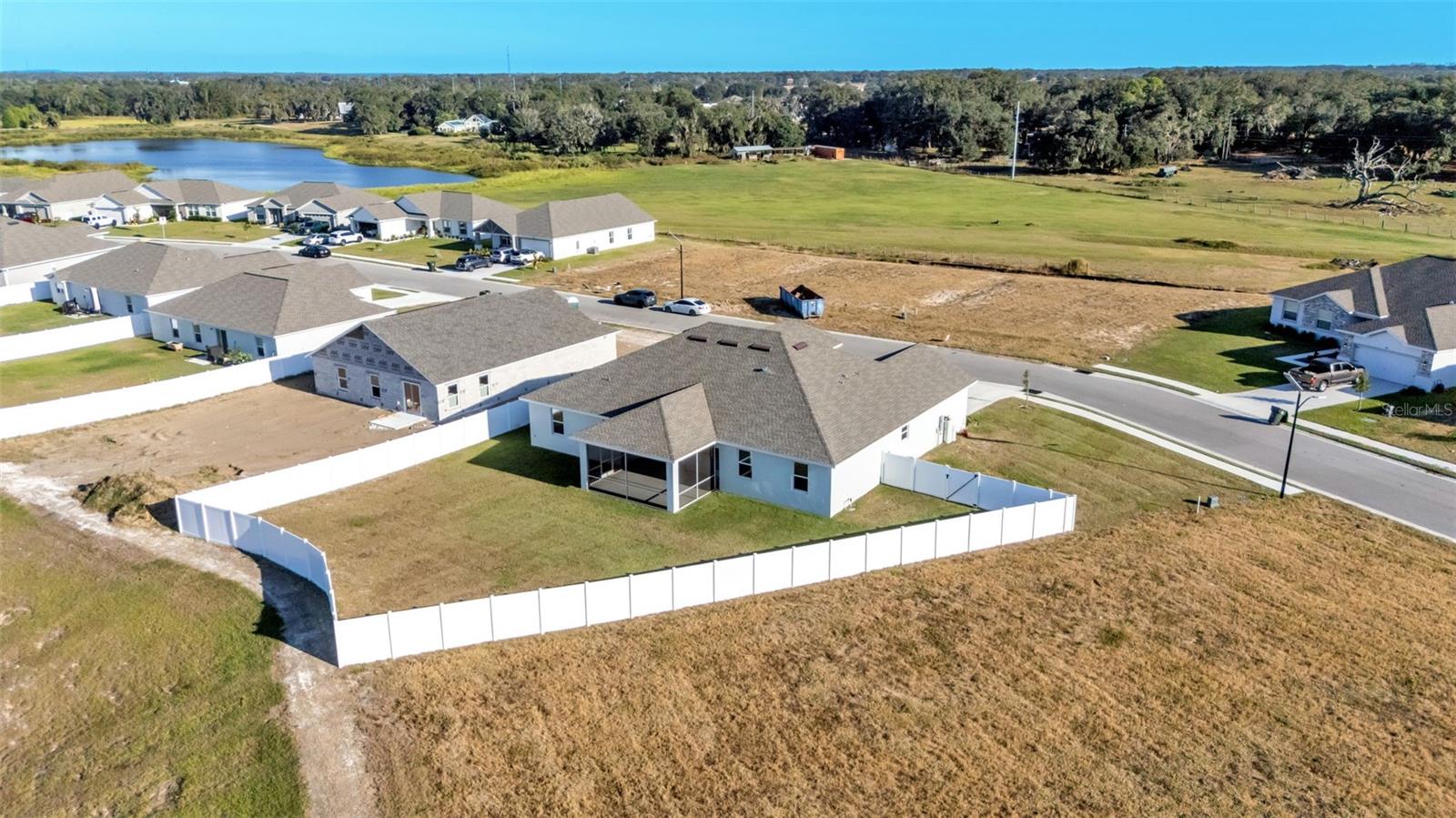 SAND LAKE GRVS PH I - Residential